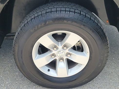 Used 2024 RAM 1500 Classic SLT RWD image 9