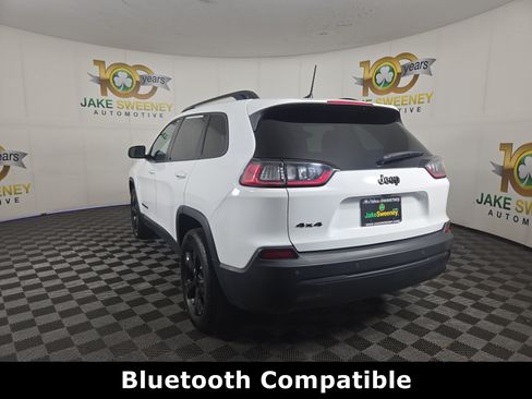 Used 2020 Jeep Cherokee Latitude Plus AWD/4WD image 6