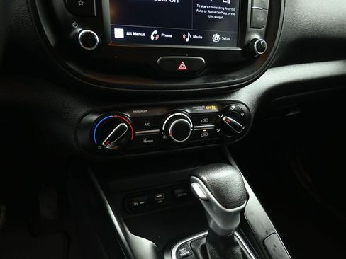 Used 2023 Kia Soul LX w/ Option Group 015 FWD image 16