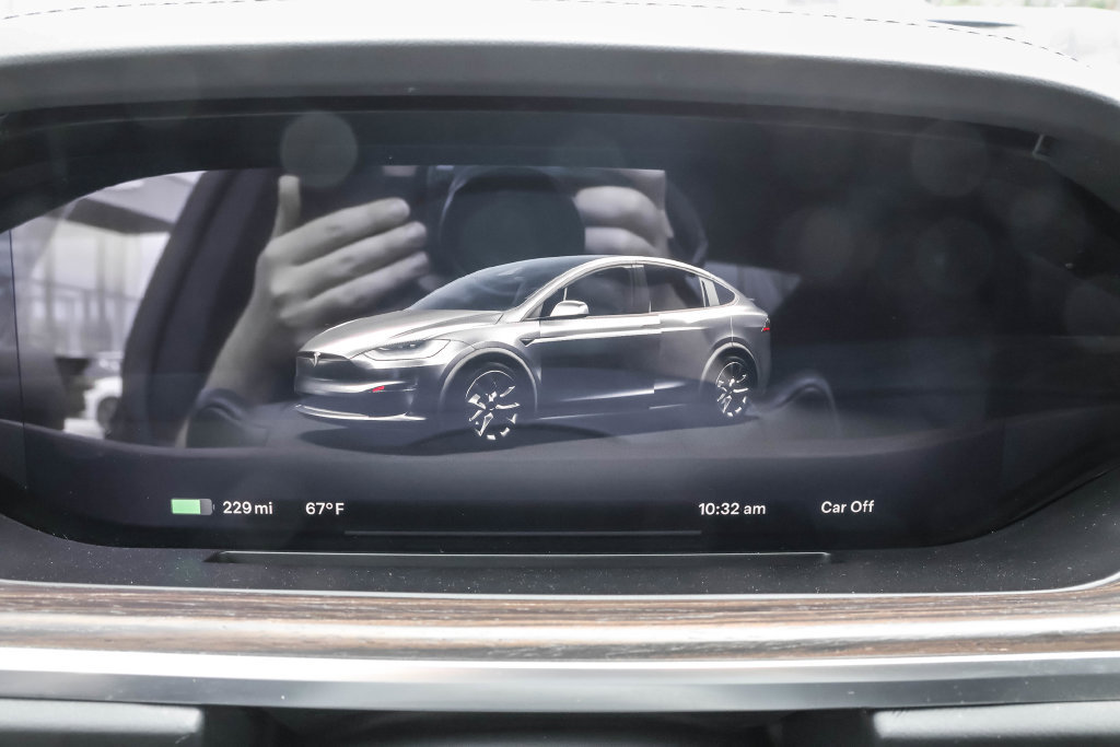 Used 2023 Tesla Model X AWD/4WD image 19