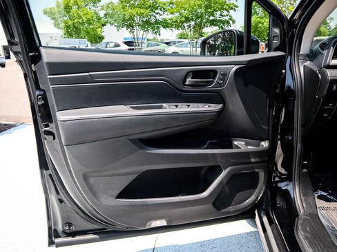 Certified 2026 Honda Odyssey EX-L image 14