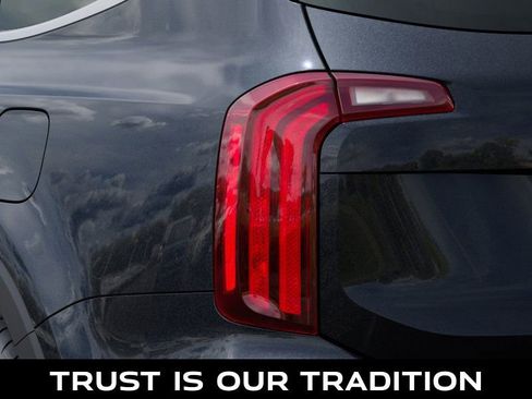 New 2025 Kia Telluride S image 11