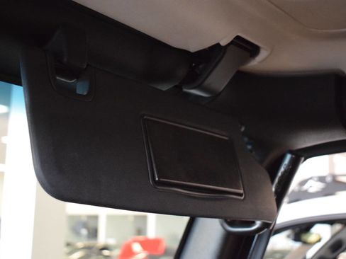 Used 2018 Jeep Wrangler Unlimited Sport S image 68