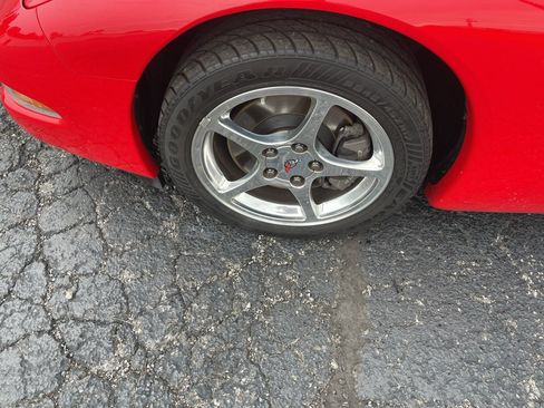 Used 2003 Chevrolet Corvette Convertible w/ Preferred Equipment Group1 RWD image 10