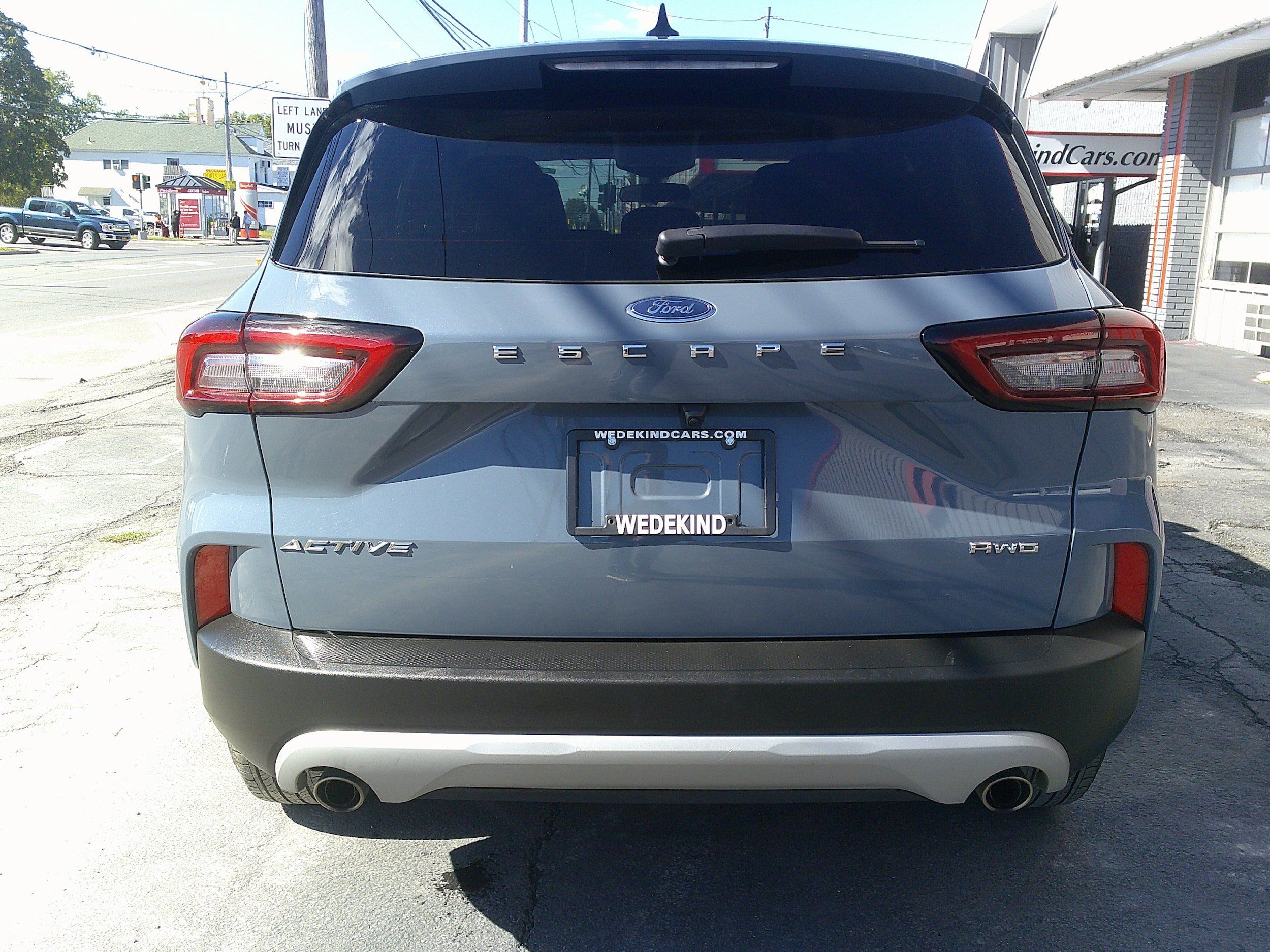 Used 2025 Ford Escape Active AWD/4WD image 7