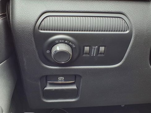 New 2026 Jeep Grand Wagoneer 4WD image 17