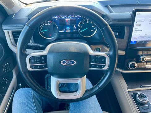 Used 2024 Ford Expedition Max Limited image 14