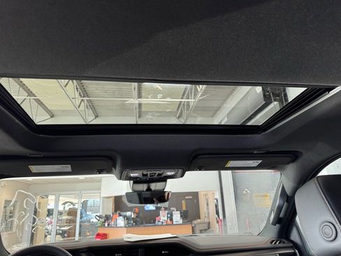 New 2026 GMC Sierra 1500 AT4 w/ AT4 Premium Package image 15