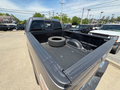 Used 2013 Ford F150 XLT w/ Luxury Equipment Group RWD image 8