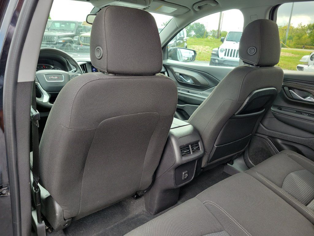Used 2024 GMC Terrain SLE w/ Driver Convenience Package AWD/4WD image 15