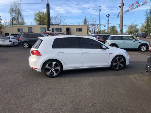 Used 2015 Volkswagen GTI S image 2