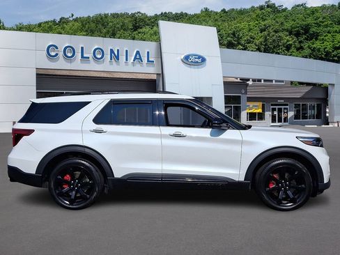 Used 2024 Ford Explorer ST w/ Equipment Group 401A AWD/4WD image 7