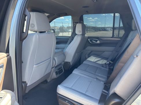 Used 2024 Chevrolet Tahoe LS image 8