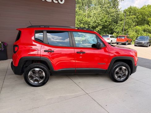 Used 2017 Jeep Renegade Sport w/ Power & Air Group AWD/4WD image 8