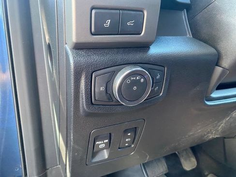 Used 2019 Ford Expedition Max XLT w/ Equipment Group 202A AWD/4WD image 16