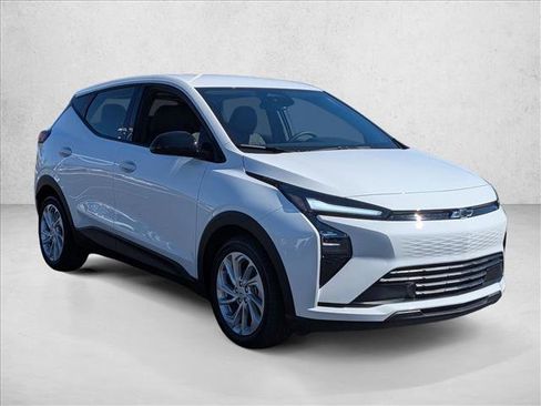 New 2027 Chevrolet Bolt LT w/ Comfort Package FWD image 7