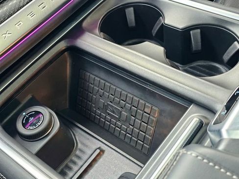 Used 2025 Ford Expedition Max Platinum w/ Stealth Appearance Package image 38