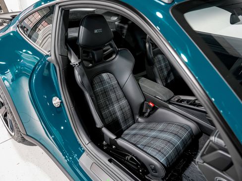 Used 2024 Porsche 911 Dakar image 29