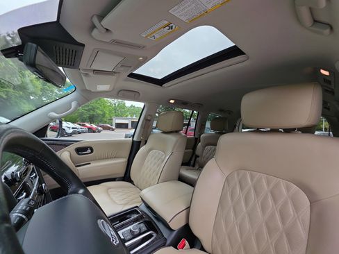 Used 2022 Nissan Armada Platinum w/ Captain's Chairs Package RWD image 19
