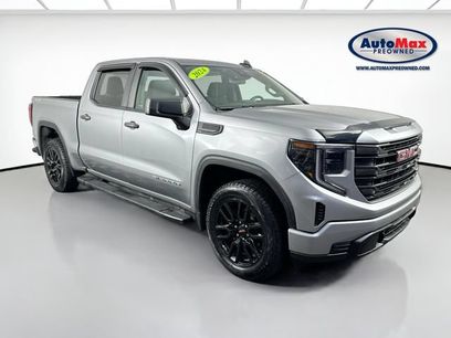 Used 2024 GMC Sierra 1500 Pro w/ Graphite Edition