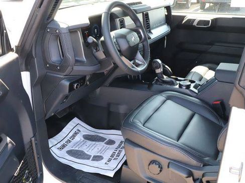 New 2026 Ford Bronco Badlands AWD/4WD image 10