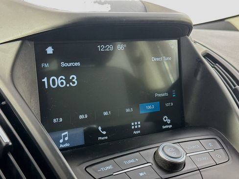 Used 2019 Ford Escape SE image 17