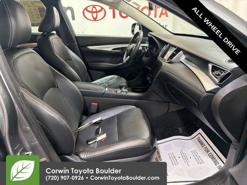 Used 2019 INFINITI QX50 Essential w/ Premium Heat Package AWD/4WD image 11