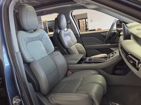 Used 2020 Lincoln Aviator Reserve w/ Equipment Group 202A image 23