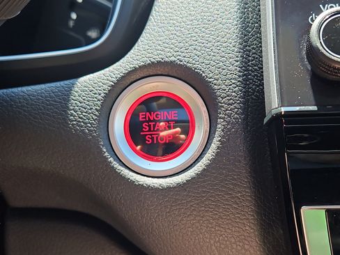Used 2018 Honda CR-V EX image 16
