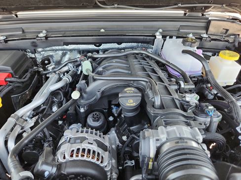 New 2025 Jeep Gladiator Willys image 23