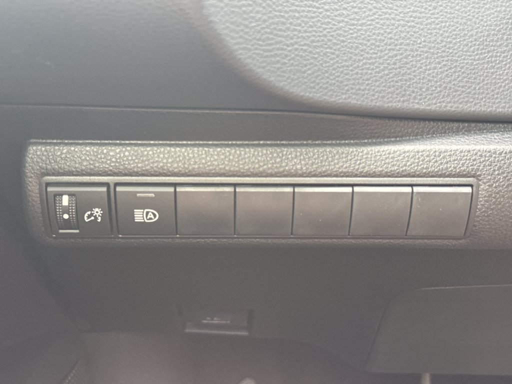 New 2026 Toyota Corolla SE FWD image 29