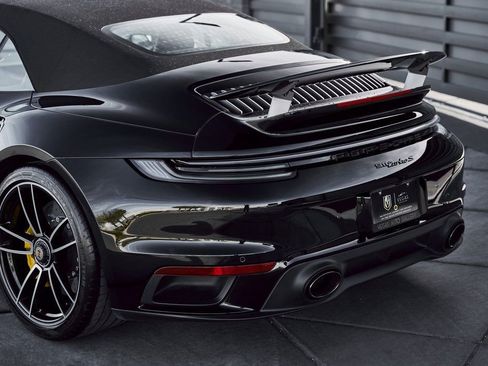 Used 2022 Porsche 911 Turbo S image 11