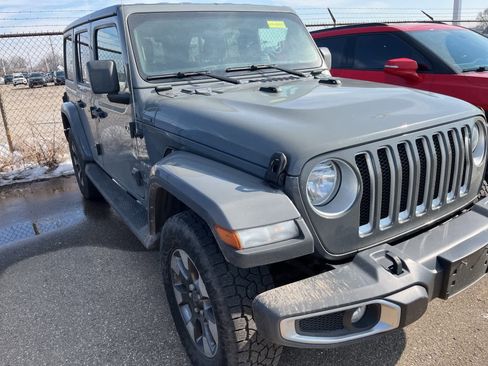 Used 2021 Jeep Wrangler Unlimited Sahara w/ Uconnect 4C Nav & Sound Group image 15