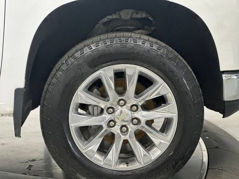 Used 2021 Chevrolet Silverado 1500 LTZ AWD/4WD image 26