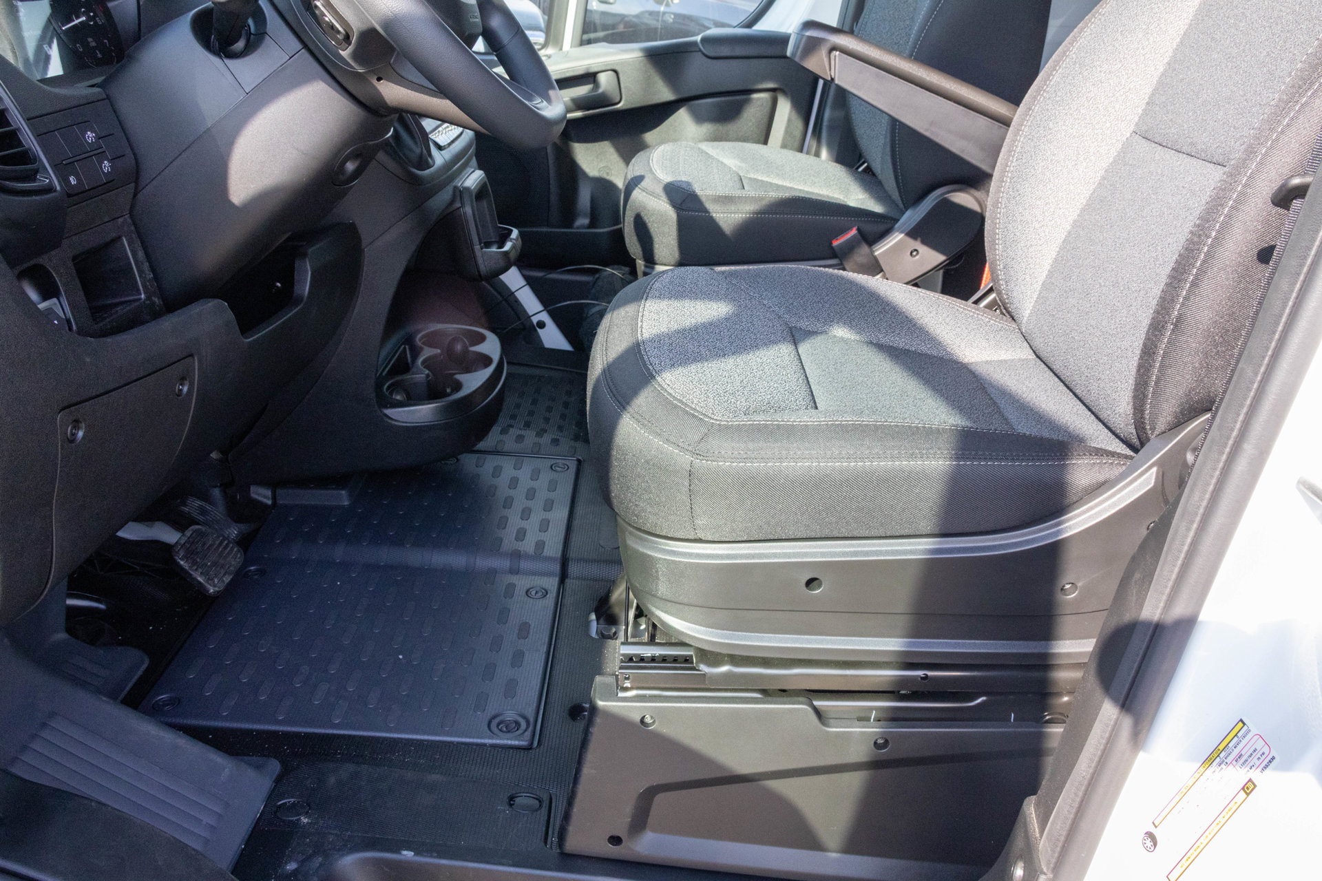New 2027 RAM ProMaster 1500 FWD image 4