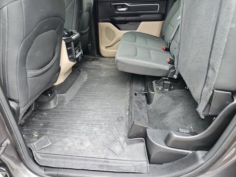 Used 2021 RAM 1500 Big Horn image 30