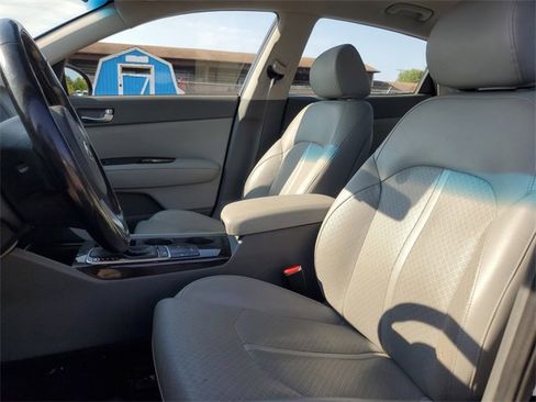 Used 2018 Kia Optima EX image 14