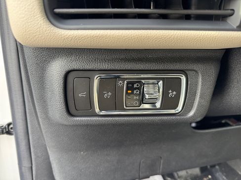 New 2026 Lincoln Corsair Premiere image 30