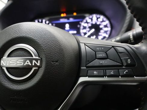 Used 2024 Nissan Sentra SR FWD image 24
