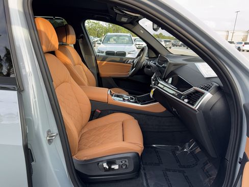 New 2026 BMW X5 sDrive40i w/ M Sport Package image 9