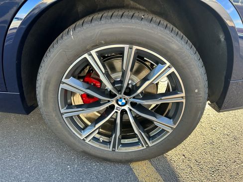 Used 2026 BMW X5 xDrive40i w/ Executive Package image 10