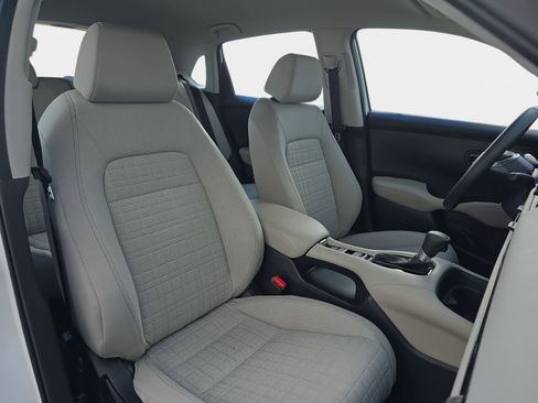 Certified 2025 Honda HR-V LX image 11