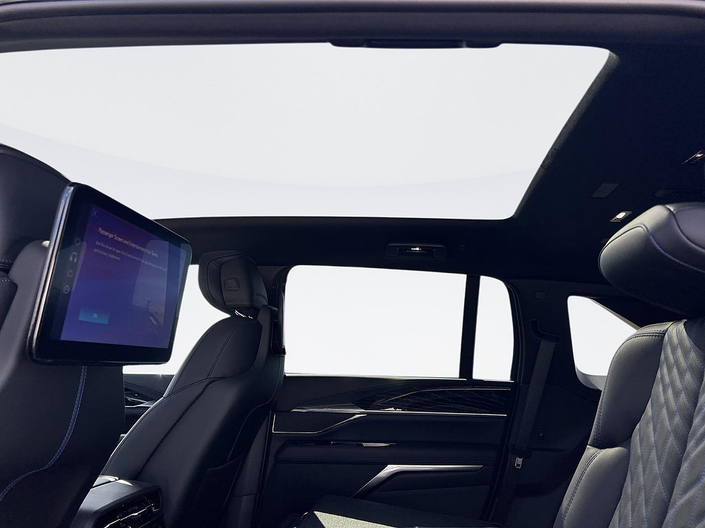 New 2026 Cadillac Escalade IQ Luxury 1 AWD/4WD image 27