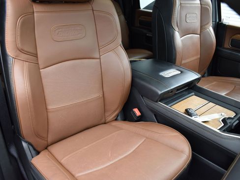 Used 2020 RAM 3500 Limited image 39