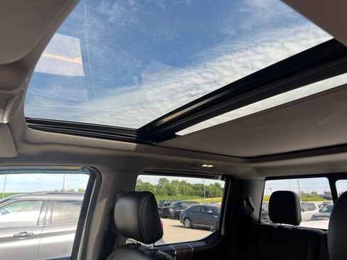 Used 2020 Ford F150 Lariat w/ Equipment Group 502A Luxury AWD/4WD image 14