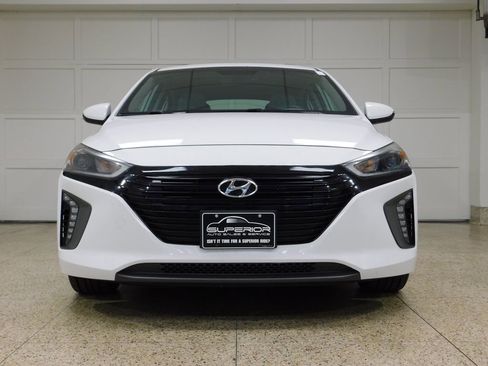 Used 2018 Hyundai Ioniq Limited FWD image 4