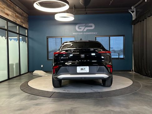 Used 2024 Buick Envista Preferred w/ Convenience I Package image 4