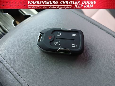 Used 2019 GMC Acadia SLT FWD image 30