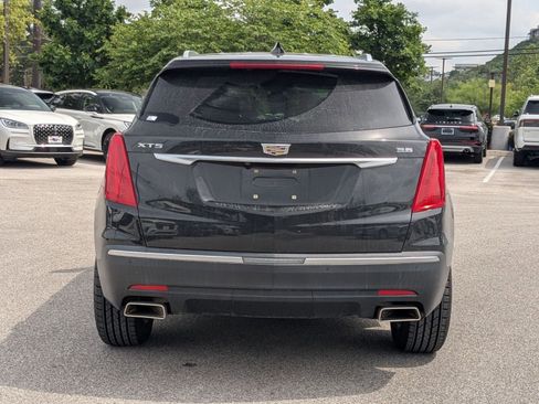 Used 2018 Cadillac XT5 Luxury w/ Driver Awareness Package FWD image 4
