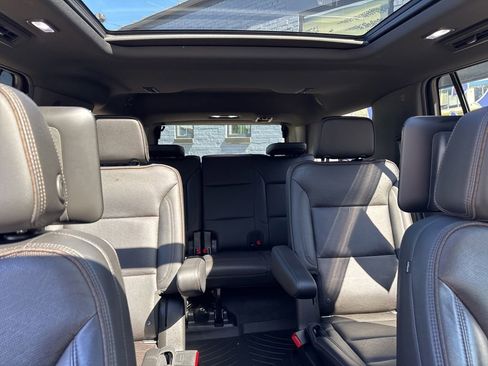 Used 2021 Chevrolet Tahoe High Country AWD/4WD image 15